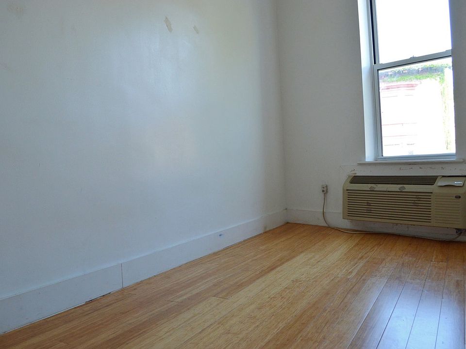 2nd image of 116 Kingston Ave