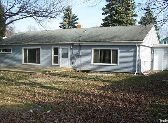 2nd image of 1520 Colorado St