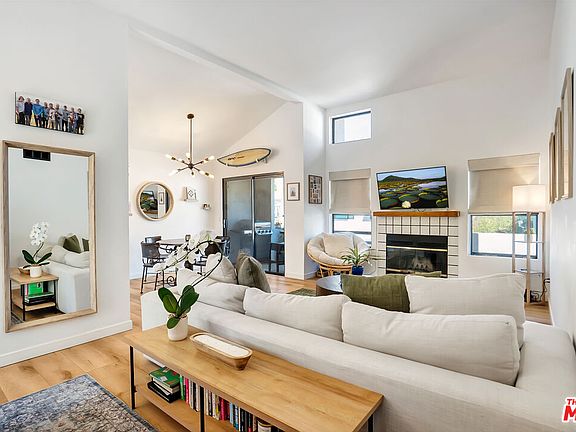 2nd image of 4267 Las Virgenes Rd Unit 1