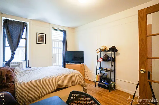 Rented by City Connections Realty | media 20