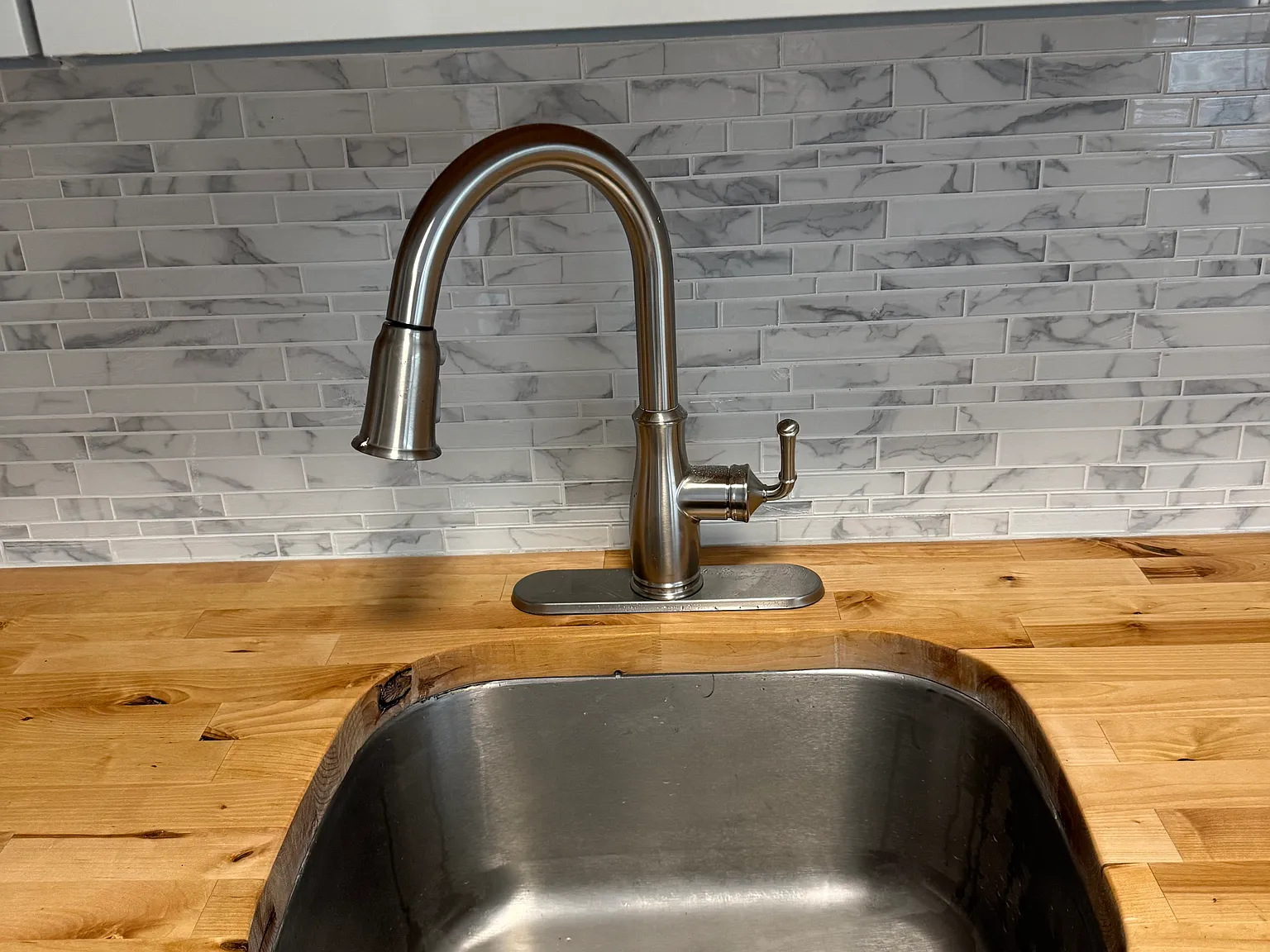 3 bed, 1250 sqft, $1,848 — Photo 3