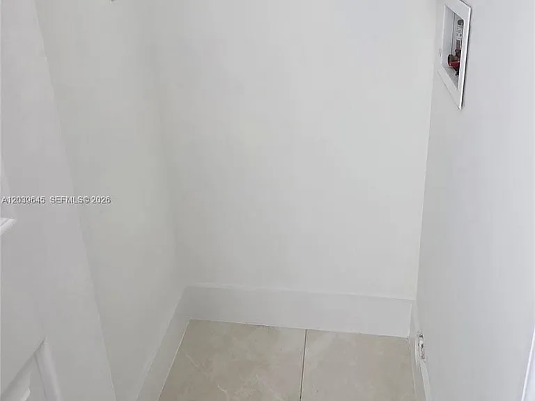 2154 W 60th St #12111 — Photo 9