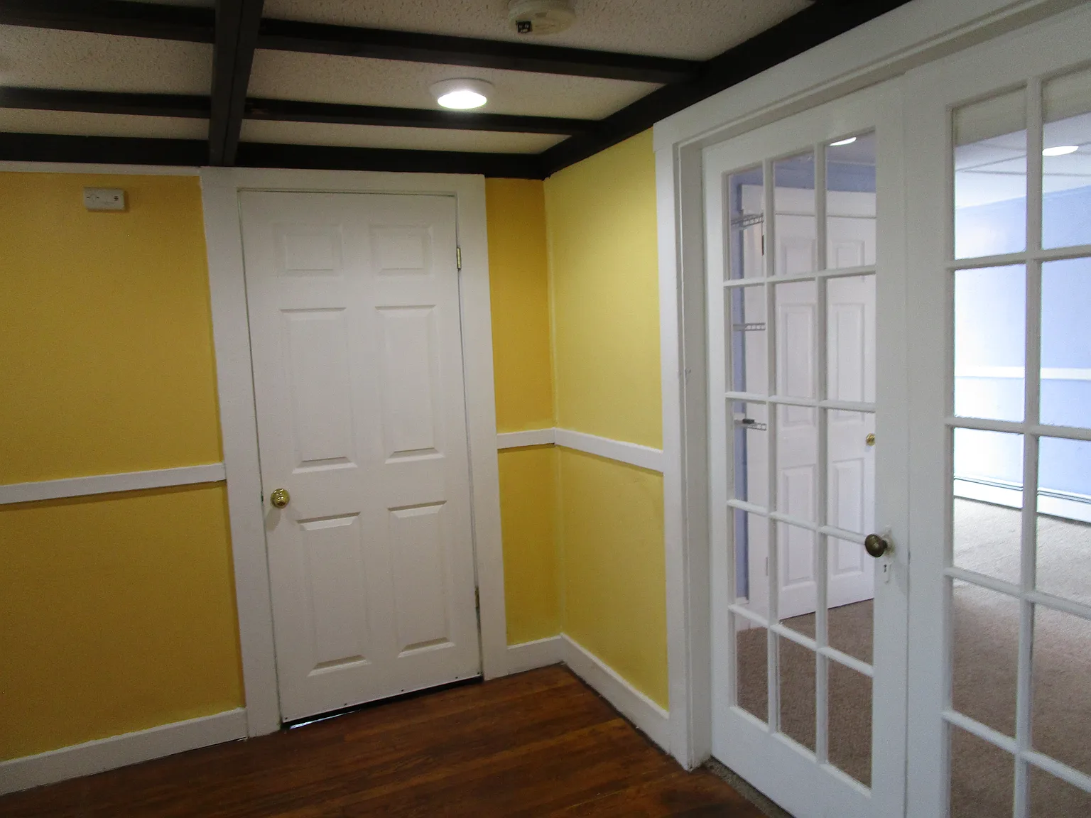 2 bed, 99999 sqft, $2,300 — Photo 4