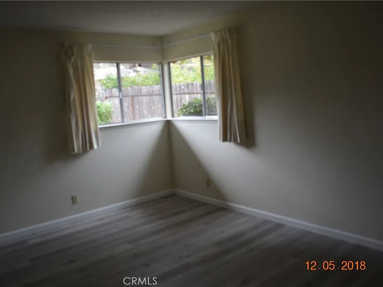 1559 Royal Way — Photo 7