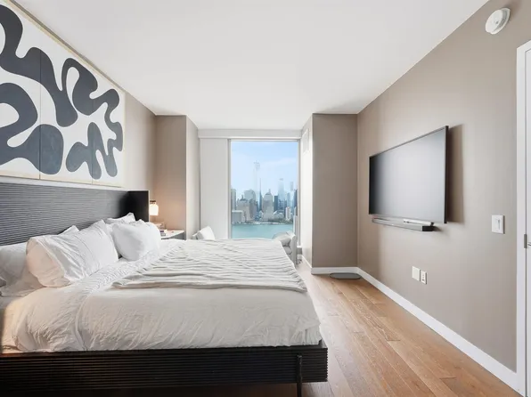 99 Hudson Street image 10 of 41