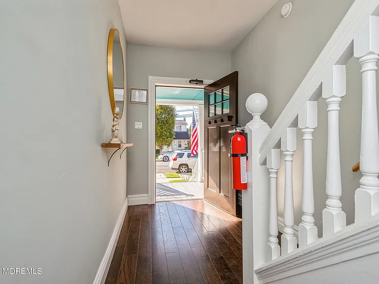 504 Ludlow Ave #WINTER ONLY — Photo 6