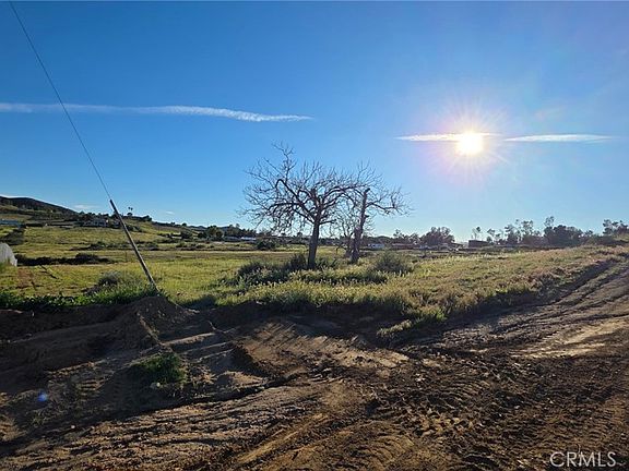 3rd image of 25350 Waldon Rd