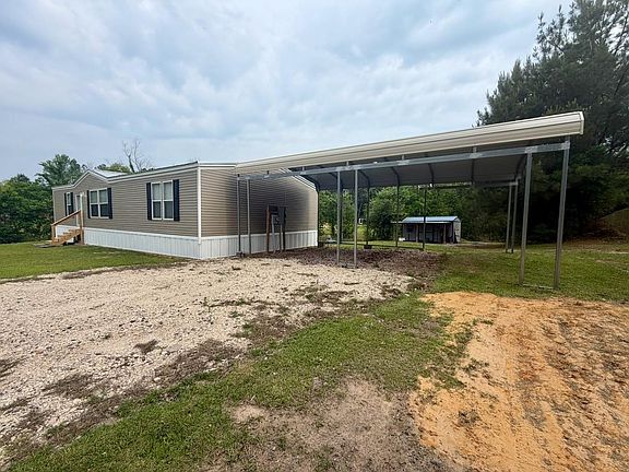 3rd image of 251 County Road 717