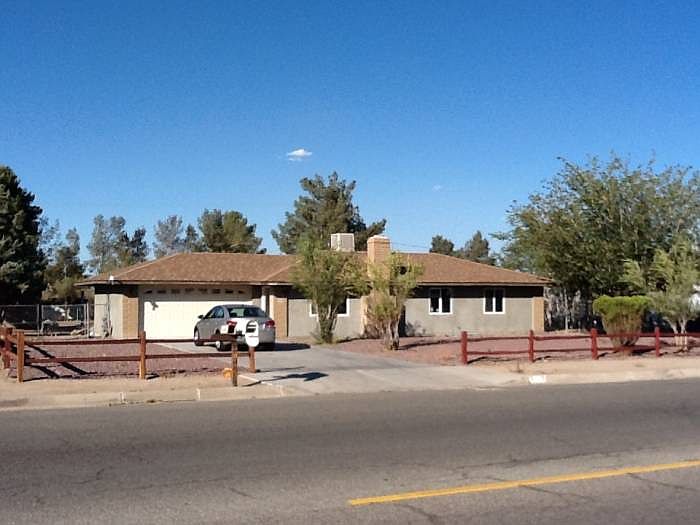 2nd image of 14608 Luna Rd