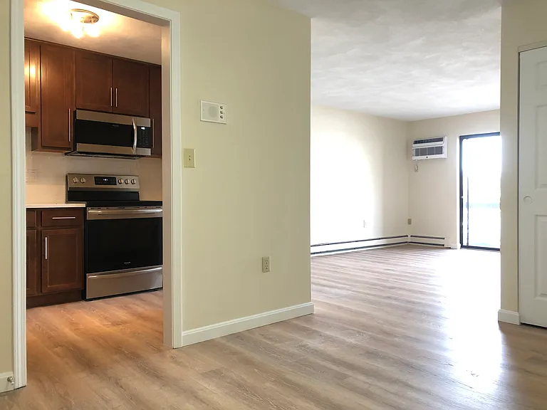62 Farwell St #55/12 — Photo 2