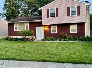 31 N Skyward Dr, Newark, DE 19713