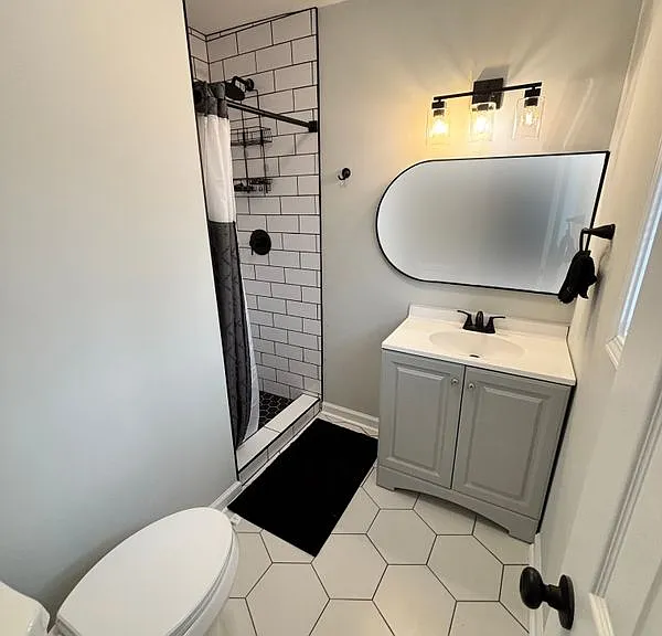 1739 Carter Cir — Photo 8