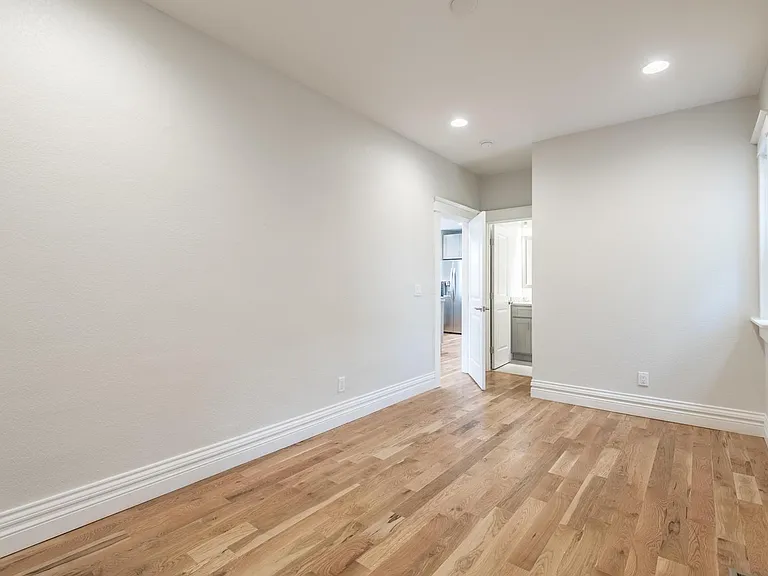 Master Bedroom 1