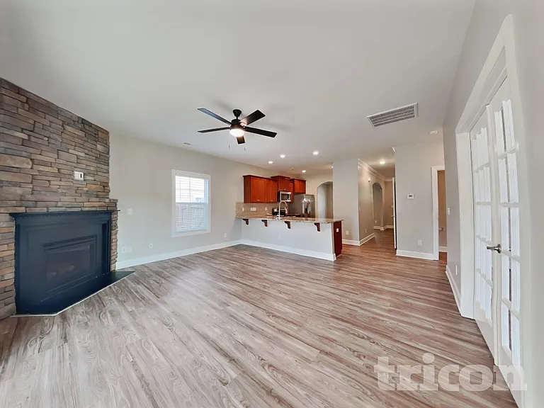 4724 Abbey Park Rd — Photo 2