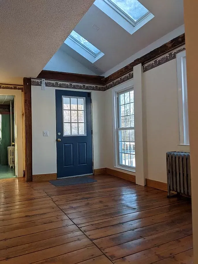 2 bed, 1000 sqft, $2,100 — Photo 4