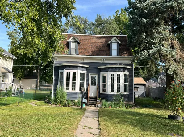 519 E Main St, Plano, IL 60545