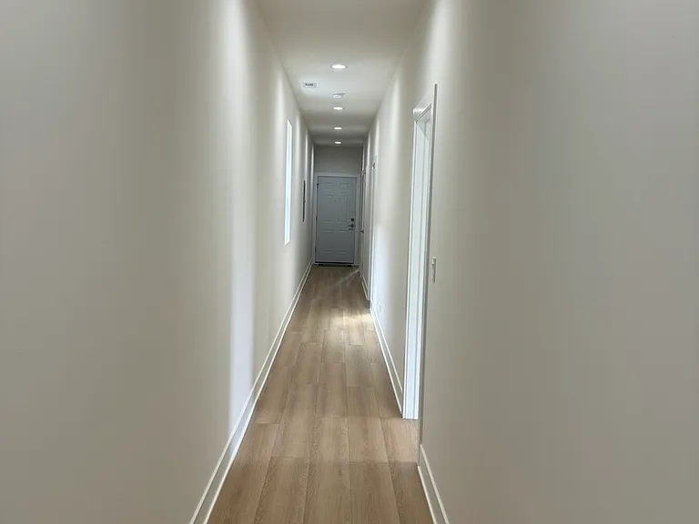 3723 S Lake Park Ave #0 — Photo 10