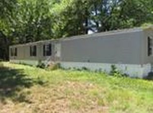 720 E Cypress St, Oakland City, IN 47660
