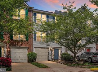 21789 Mornington Crescent Ter, Sterling, VA 20166