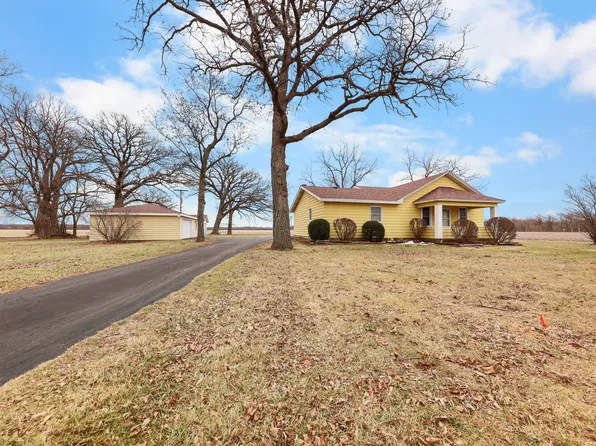 2810 Oxbow Rd, Morris, IL 60450