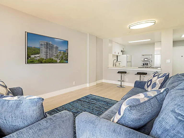 2121 N Ocean Blvd #1103W — Photo 7