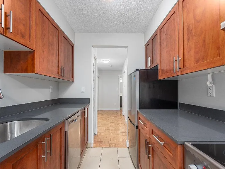 155 E 19th St #104 — Photo 11