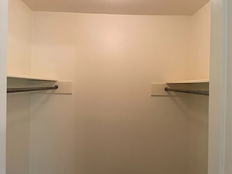 405 Ranchero (lease only) — Photo 7