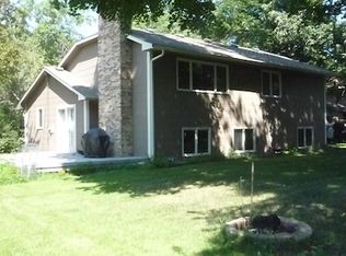 908 86th Ln NW, Coon Rapids, MN 55433