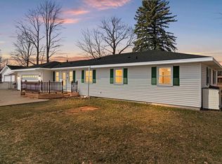 W5184 Shady Ln, Shawano, WI 54166