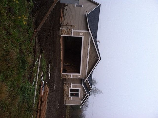 1st image of 1563 N 5th St