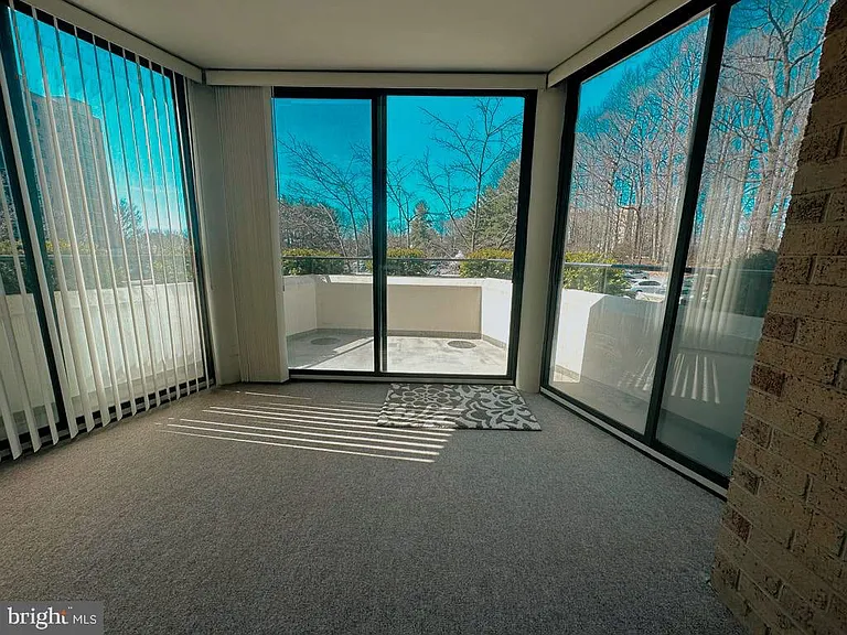 15100 Interlachen Dr #4-111 — Photo 13