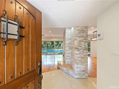 15936 Osborne St, North Hills, CA, 91343