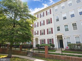 8051 Gatehouse Rd #12, Falls Church, VA 22042