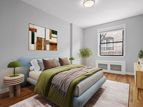 3rd image of 75 W 68th St APT 5R