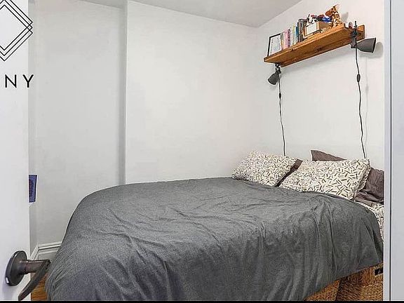 5th image of 913 Saint Johns Pl #3G