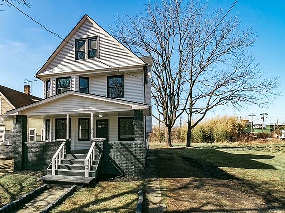 2nd image of 3212 W 61st St