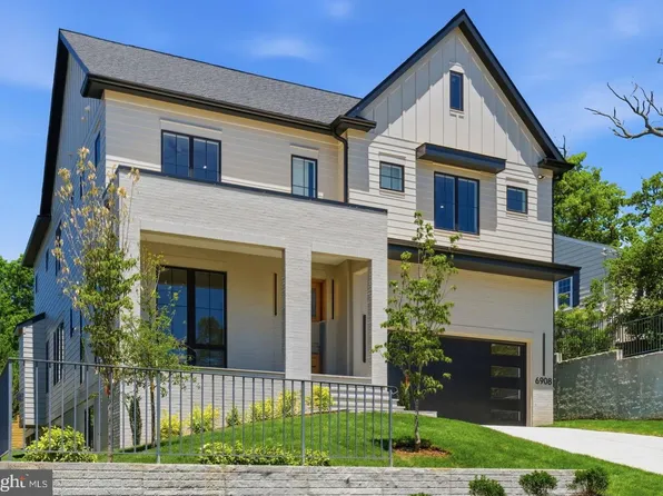 6908 Mount Daniel Dr, Falls Church, VA 22046