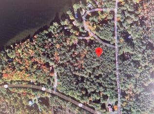 111 Oxbow Rd, Lake Pleasant, NY 12108