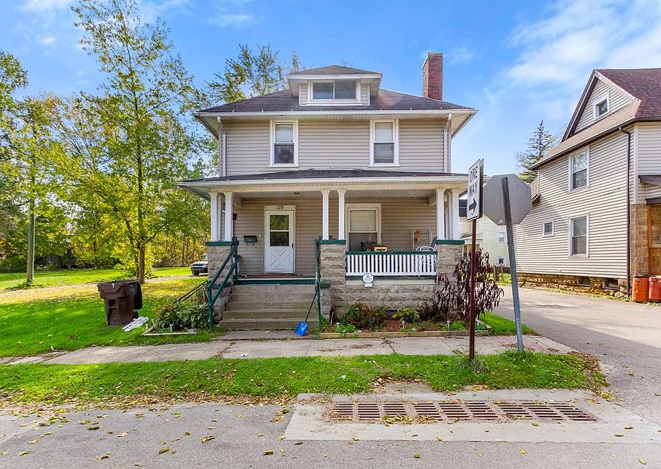 1st image of 129 W 5th St