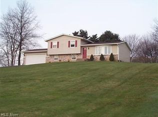 5963 Joliat Ave NE, Louisville, OH 44641
