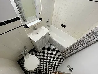 Rented by Manhattan Realty Group