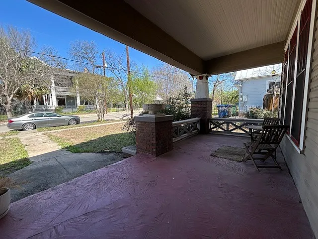 1 bed, 1000 sqft, $1,200 — Photo 3