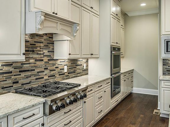 4th image of 413 Mealer St #101-lot 101