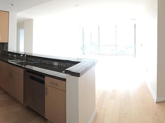 4th image of 255 Berry St APT 306