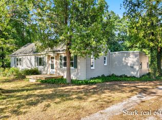 301 S Maple Island Rd, Muskegon, MI 49442