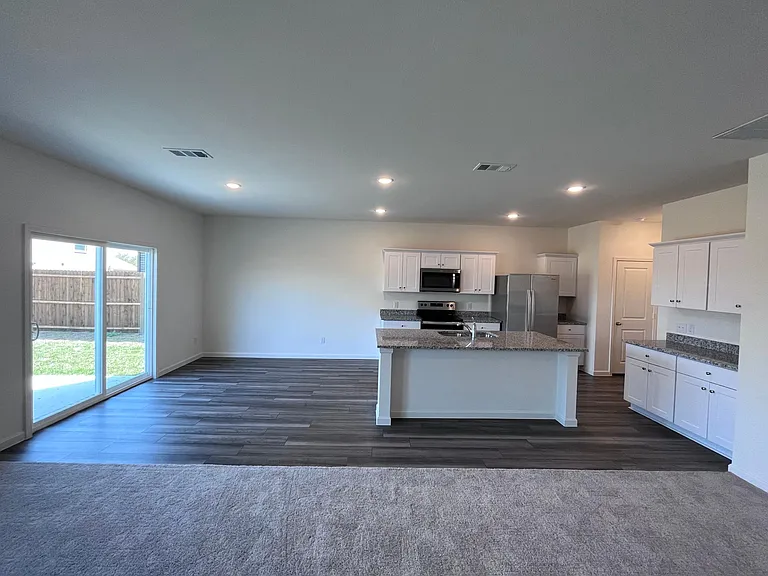 602 Colgate Cir — Photo 11