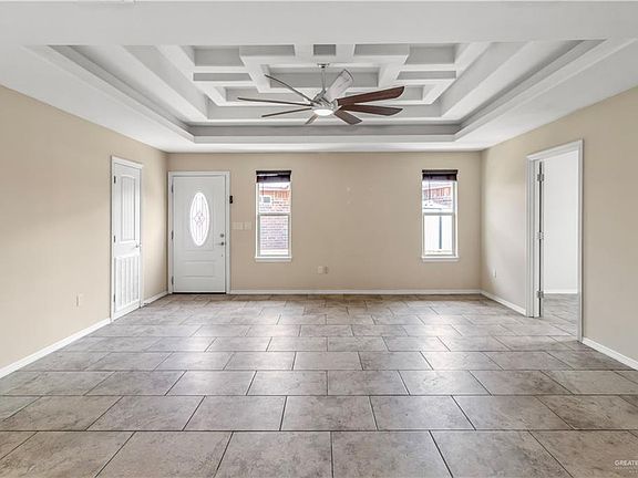 3rd image of 2107 Crystal Dr