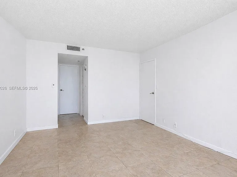 7601 E Treasure Dr #2309 — Photo 9