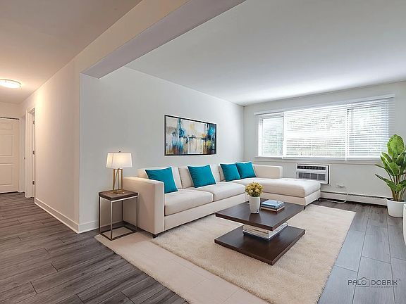 2nd image of 705 S Milwaukee Ave #202