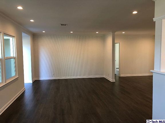 4th image of 6003 Ventura Canyon Ave